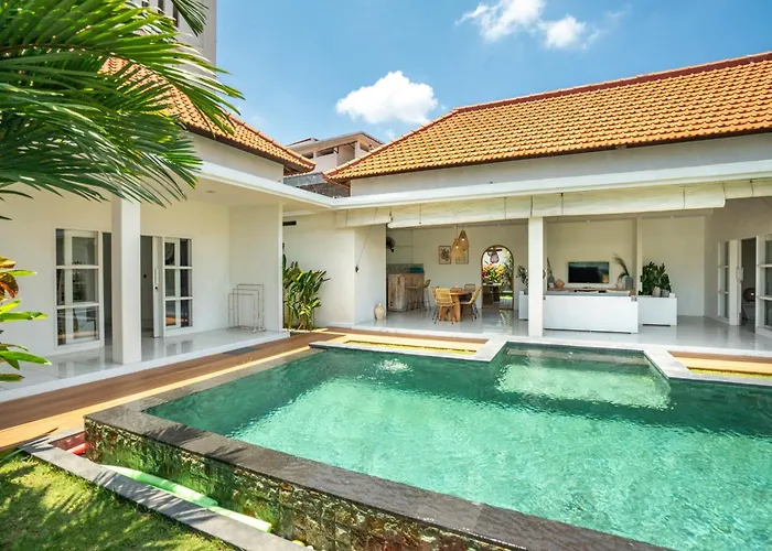 Modern 3 Bedrooms Walking Distance Seminyak (Bali)